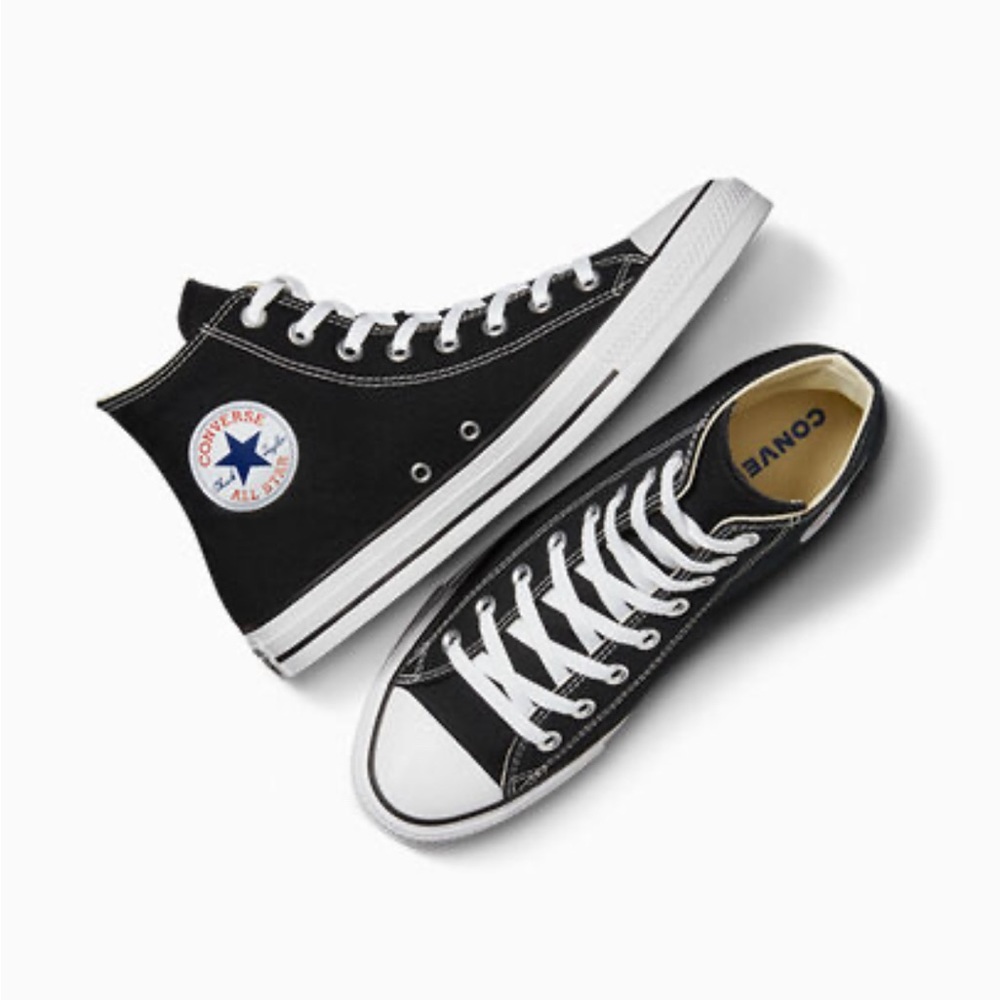 Chuck Taylor All Star UNISEX HIGH TOP SHOE